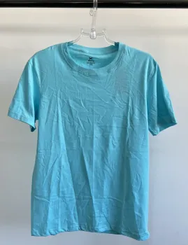 H3 - camiseta básica azul claro (produto novo, doado pela marca)